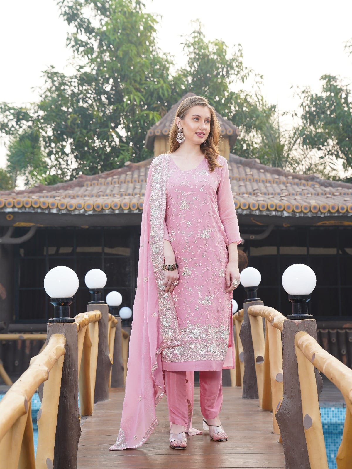 R-Sultana_1 - Image 2